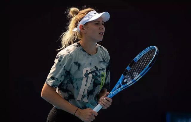 窗引入的球 窗引入的球