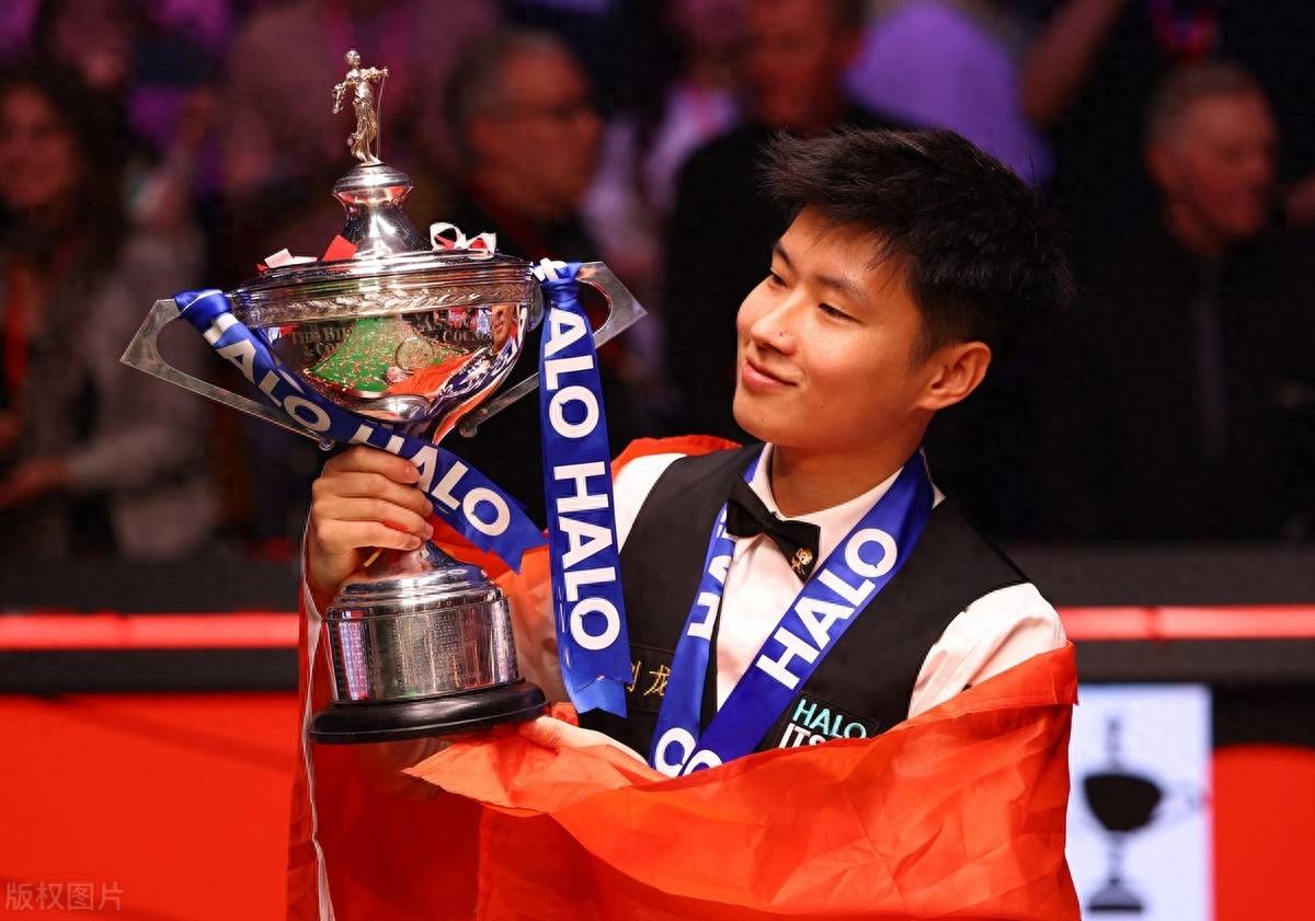 尽管热刺在 尽管热刺在