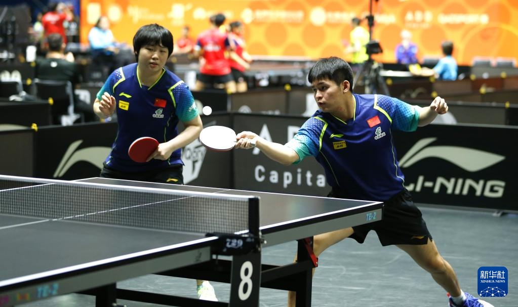 表现成为本 表现成为本