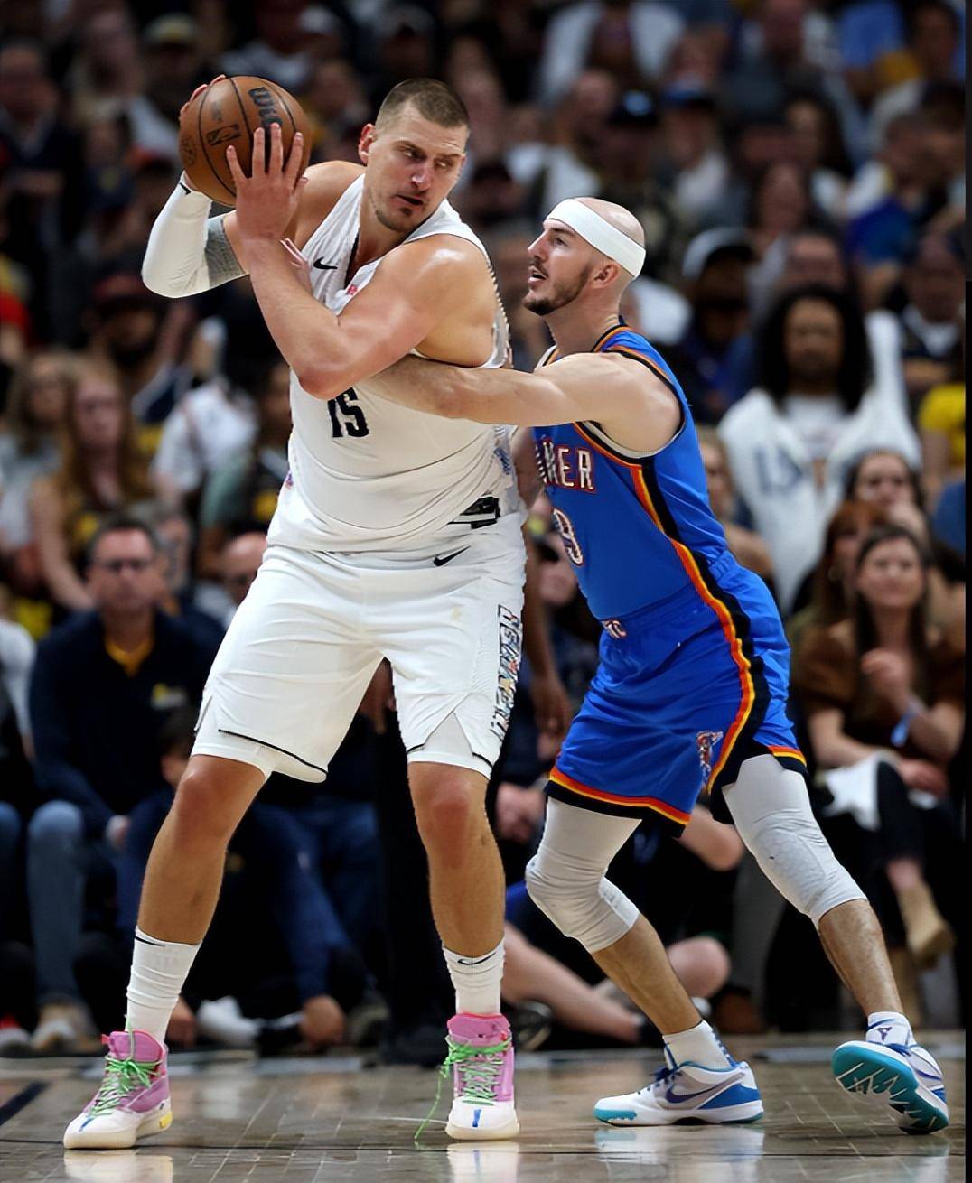 的表现和球 的表现和球